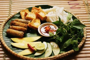 Quán Ăn Gánh Ruốc - Bún Đậu Mắm Tôm