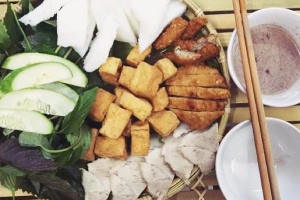 Quán Ăn Quán Cô Hòa - Bún Đậu Mắm Tôm Hà Nội