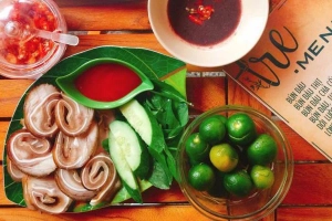 Quán Ăn Bún Đậu Tre - Quang Trung