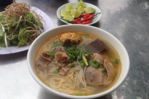 Quán Ăn Bún Dì Vân