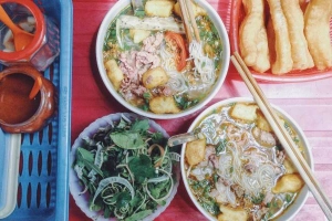 Quán Ăn Bún Hải Sản & Bún Riêu Sườn Sụn