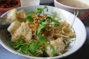 Quán Ăn Bún Hến O Hồng