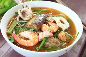 Quán Ăn Bún Mắm - 676 Hậu Giang