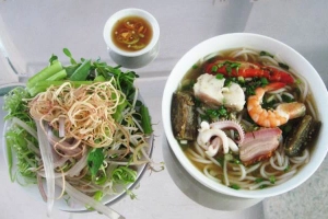 Quán Ăn Bún Mắm & Xiên Que
