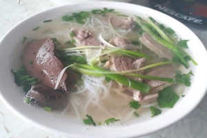 Quán Ăn Bún Ngan Miến Trộn - Hồ Tai Trâu