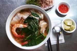 Quán Ăn Bún Nước Lèo Sóc Trăng Tám Nga