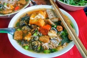 Quán Ăn Bún Ốc Bà Nguyệt