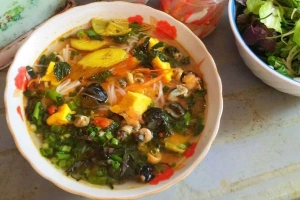 Quán Ăn Bún Ốc Cô Nga - Trường Chinh