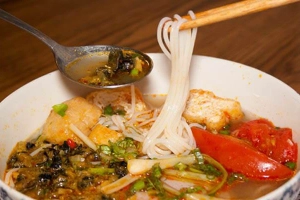 Quán Ăn Bún Ốc Hường