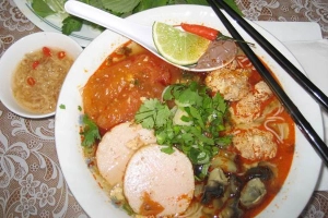 Quán Ăn Bún Riêu Cua Cây Me