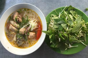 Quán Ăn Bún Riêu Cua Cô Ba