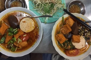 Quán Ăn Bún Riêu Cua Đồng - 3/18B Bùi Công trừng