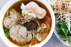Quán Ăn Bún Riêu Cua Đồng - Tiến Cua Quán