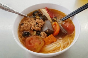 Quán Ăn Bún Riêu Cua Giò Heo
