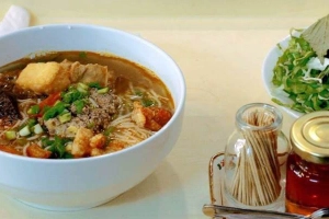Quán Ăn Bún Riêu Cua Mợ Bảy