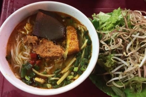 Quán Ăn Bún Riêu Cua O Tâm