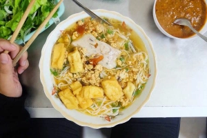 Quán Ăn Bún Riêu Nghèo