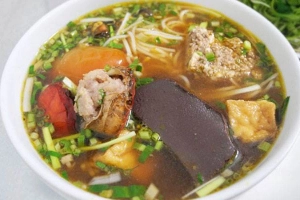 Quán Ăn Bún Riêu - Tam Hà