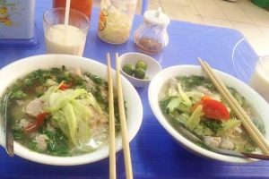 Quán Ăn Bún Sườn Chua - Phạm Ngọc Thạch