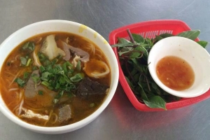 Quán Ăn Bún Thịt Chó & Lẩu Đêm