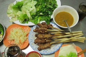 Quán Ăn Bún Thịt Nướng Bà Trai - Phạm Văn Đồng