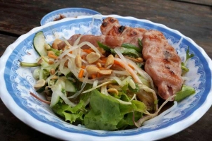 Quán Ăn Bún Thịt Nướng Cô Phượng