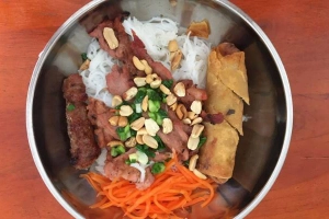 Quán Ăn Bún Thịt Nướng & Nem Nướng