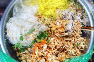 Quán Ăn Bún Trộn Cây Sung