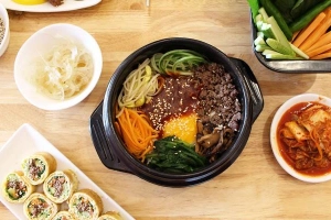 Quán Ăn Busan Korean Food - Món Hàn Quốc - Đinh Tiên Hoàng