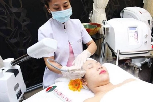 Cà Chua Trắng Clinic