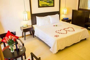 Cà Ná Hotel