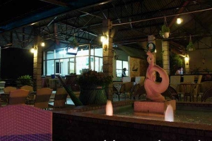 Hàm luông - Cafe  Sân Thượng