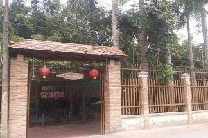 Cà Phê Tĩnh Lặng