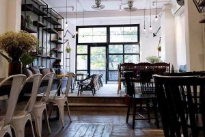 Cabine Cafeteria - Đội Cấn