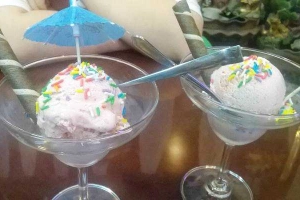 Cafe Ăn Vặt La Cà Quán