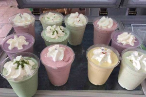 Cafe Ăn Vặt Quán - Núi Trúc