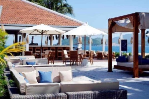 Cafe Ana Beach House Bar & Restaurant
