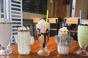 Cafe Berry Kitchen & Drink