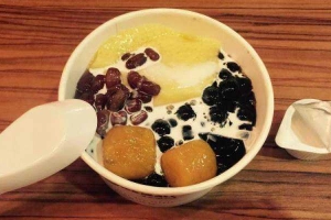 Cafe BlackBall - Chè & Trà Sữa Đài Loan - Quang Trung