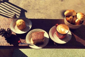 Cafe Bread Break