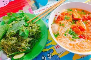 Cafe Bún Riêu & Sinh Tố - Đỗ Tấn Phong