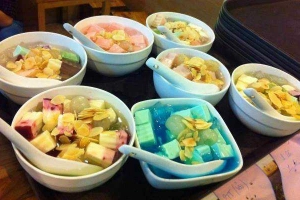 Cafe Chè Bầu Quán