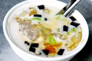 Cafe Chè Ngon 4 Mùa - Quán Thánh