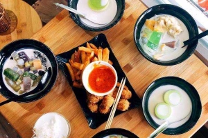 Cafe Cô Liên - Chè Đà Nẵng - Yên Phụ
