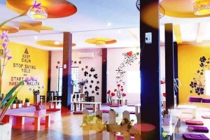 Cafe Family Food & Milk Tea