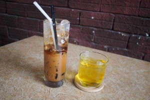Cafe Giải Khát - Lê Doãn Nhạ