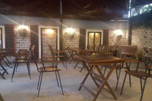 Cafe Góc Phố Garden