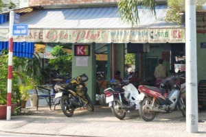 Cafe Góc Phố - Thống Nhất