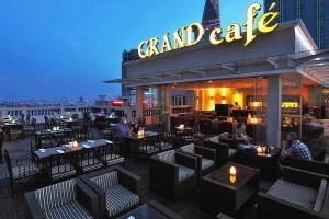Cafe Rooftop Grand Lounge