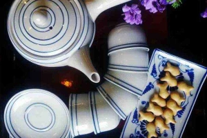 Cafe H'Tea - Tea & Ceramics